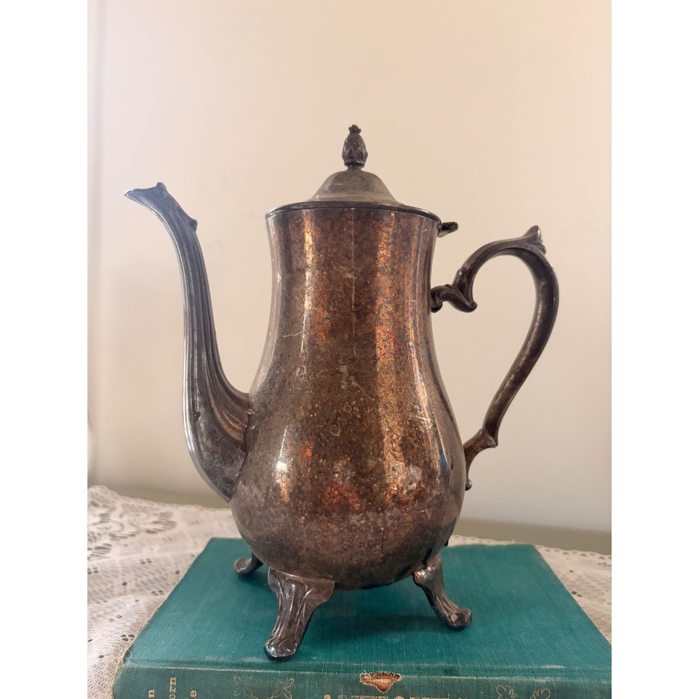 Vintage I.S. Co Silver Plated Footed Coffee Pot Pineapple Finial Patina - Picture 3 of 10
